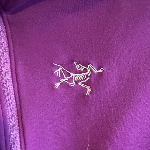 Arc'teryx Vibrant Purple Half-Zip Hoodie - Picture 3 of 5